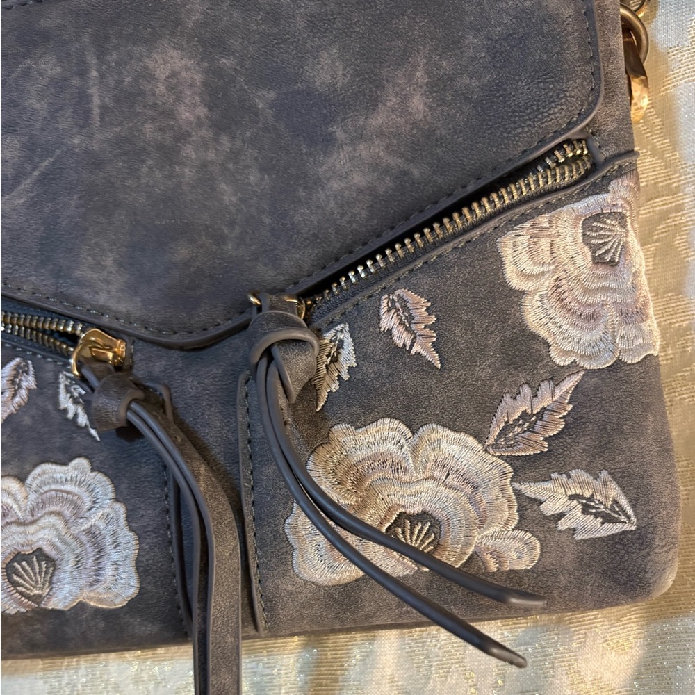 Altar’d State Elegant Distressed Gray Floral Embroidered Crossbody Bag - Picture 5 of 11
